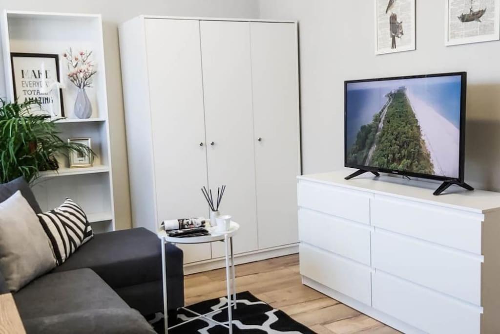 Bezagenta Mozart6 Studio Easy Access To City Wifi วอร์ซอ ภายนอก รูปภาพ